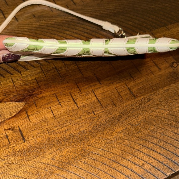 Coach Green and white Women's Wristlet - Picture 11 of 17